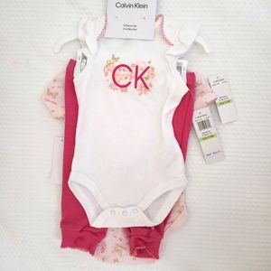 NWT Calvin Klein 3 Piece Baby Girl Set